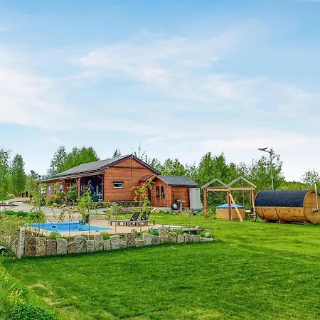 Stunning Home In Insko With Sauna Tatil Evi Ińsko